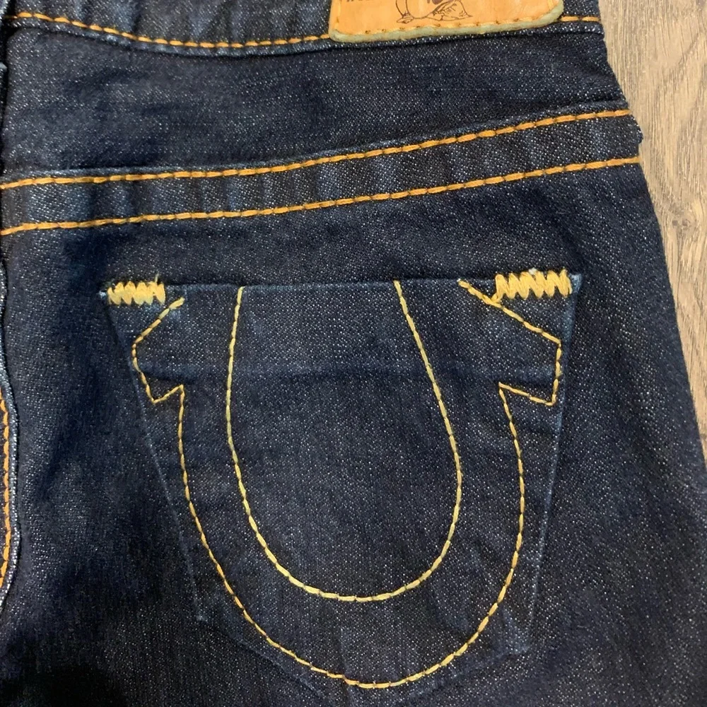 True Religion Straight Leg Dark Blue Denim Jeans - Picture 9 of 14